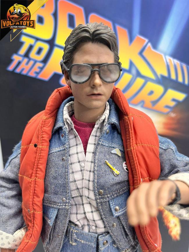 Marty Mcfly Hot Toys Volta Para O Futuro 1/6 - Back to the future