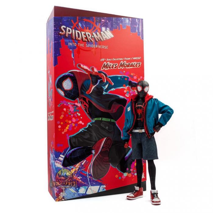 Miles Morales - HOT TOYS Aranha verso MMS567 ⋆