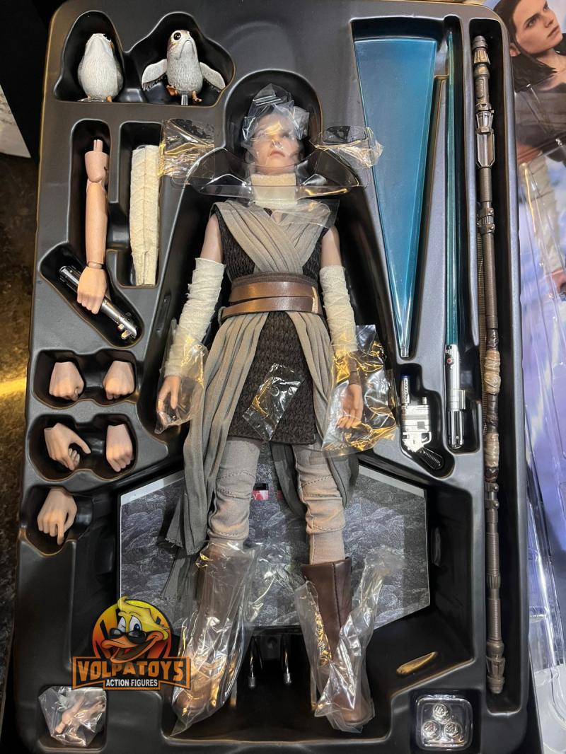 Rey Jedi Training - Hot toys Star Wars The Last Jedi MMS446